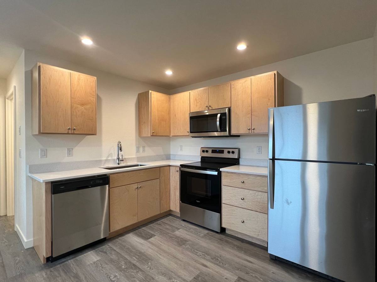 Apartment for rent at 534 Putnam Ave, Medford, OR 97501