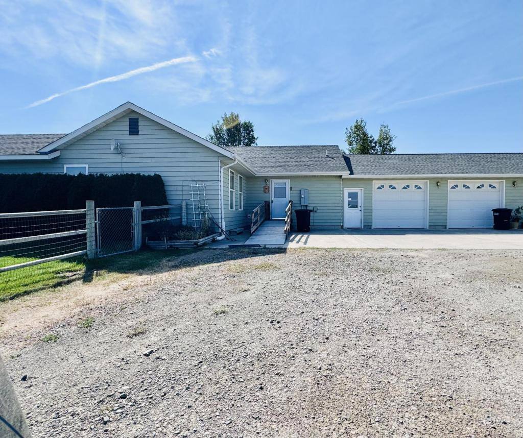 House for rent at 3675 Juniper Dr, Helena, MT 59602