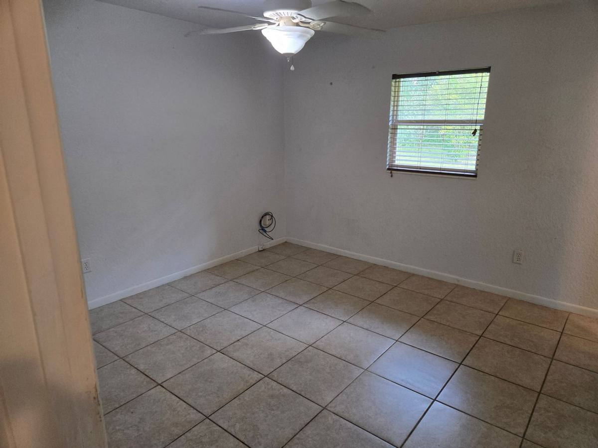 House for rent at 408 E Kentucky Ave, Deland, FL 32724