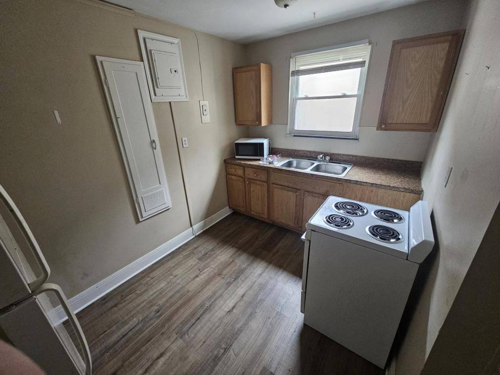 Apartment for rent at 168 4th Ave #D, Montgomery, WV 25136