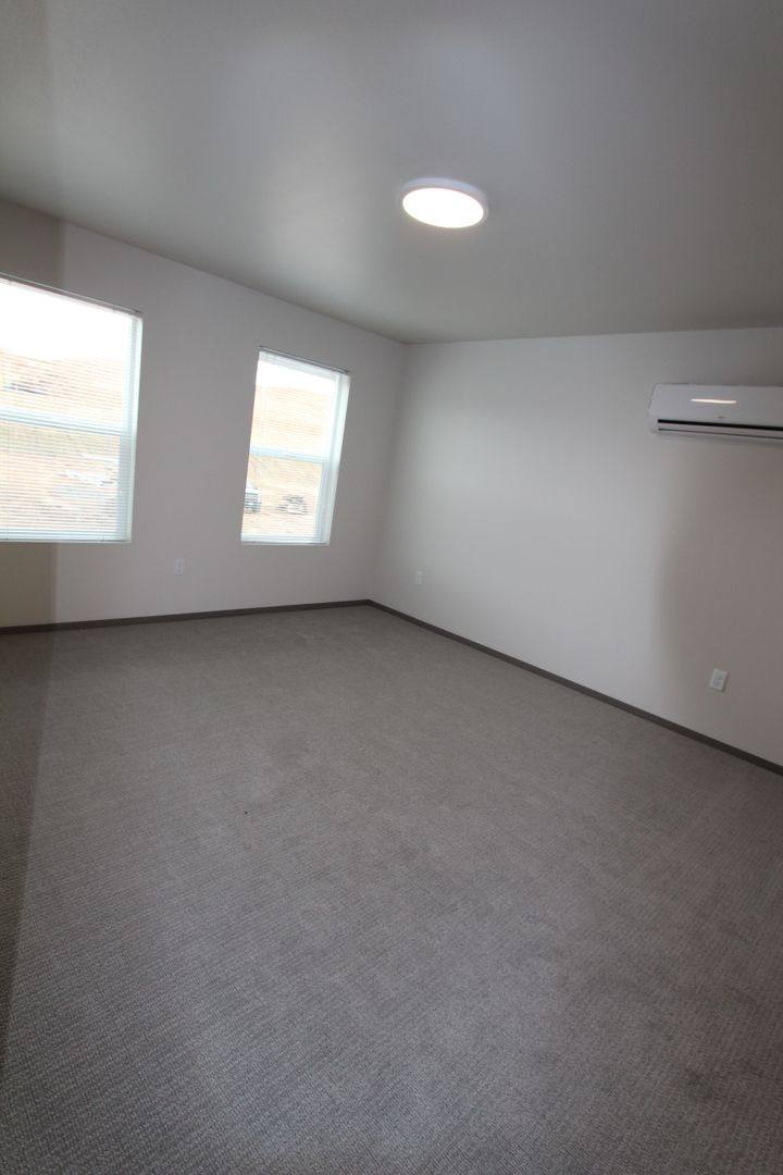 Apartment for rent at 1035-1037 Greenfield Dr, Cheney, WA 99004
