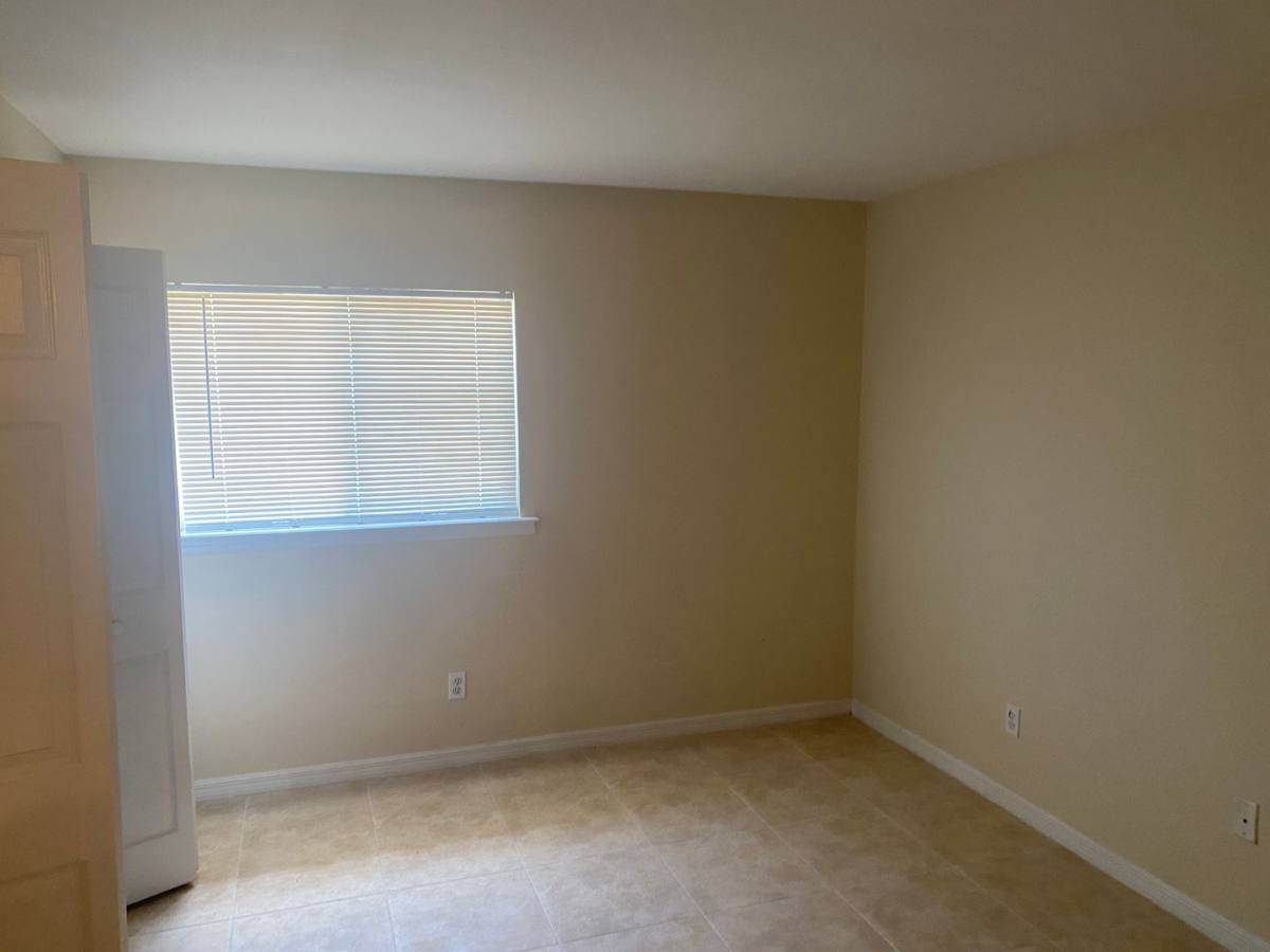 Apartment for rent at 133-135 Meadow Rd, Lehigh Acres, FL 33973