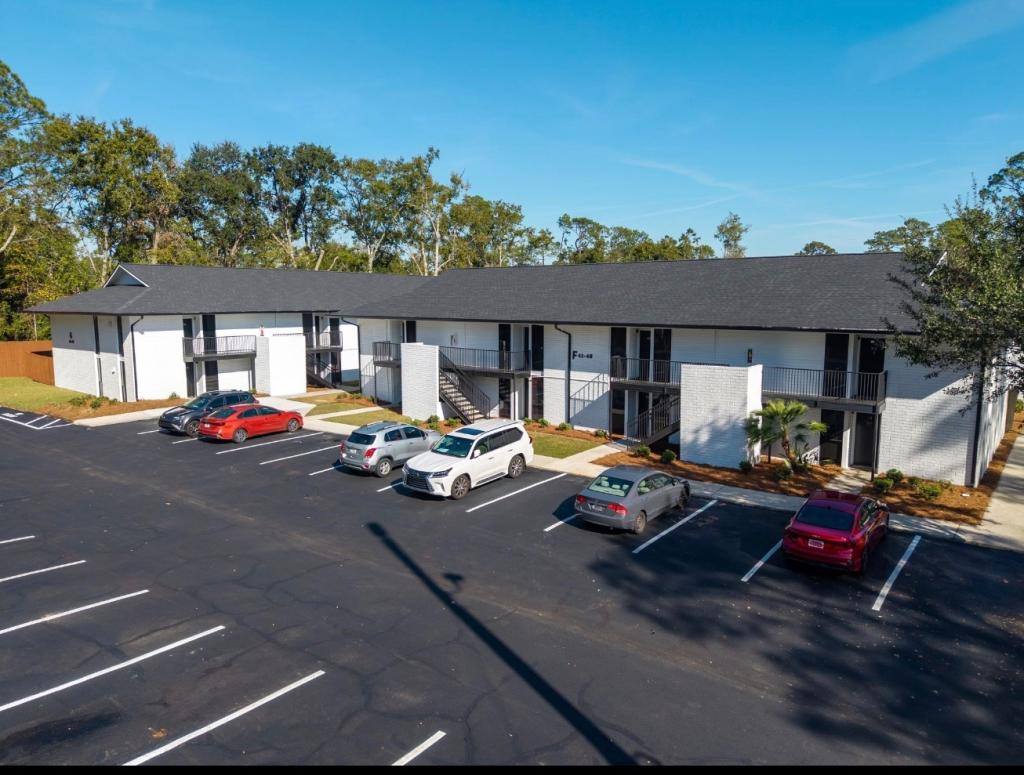 Apartment for rent at 1700 Williams St, Valdosta, GA 31602