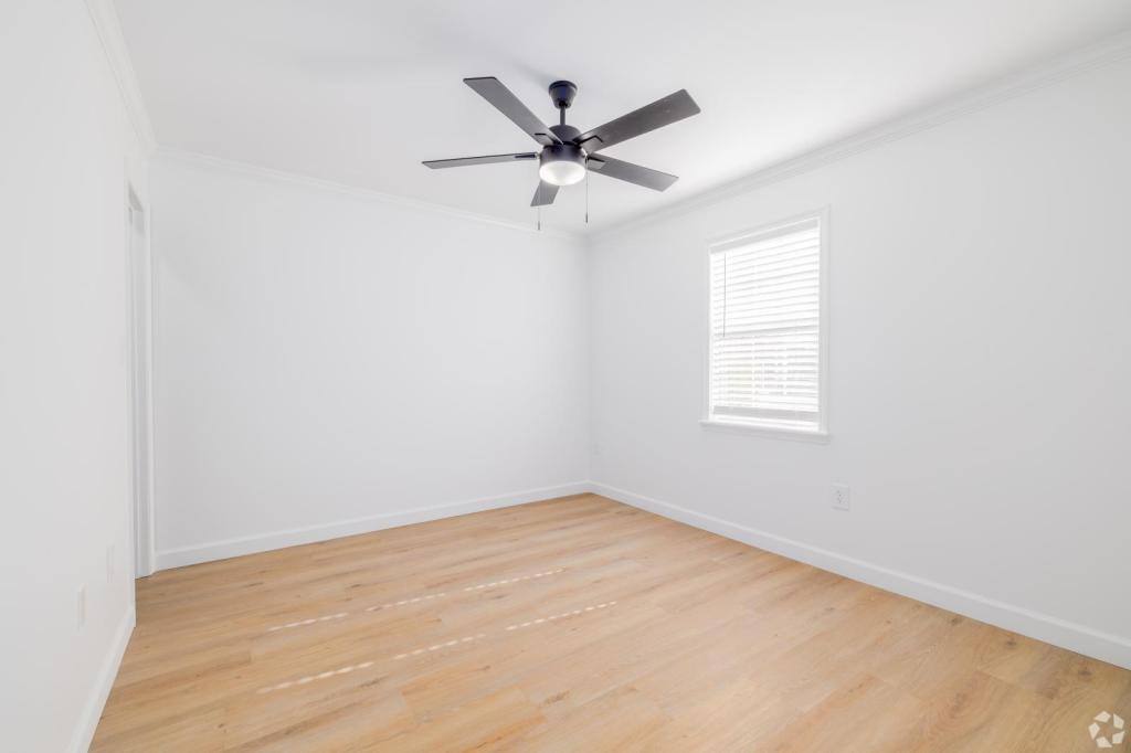 Apartment for rent at 310 Baytree Rd, Valdosta, GA 31602