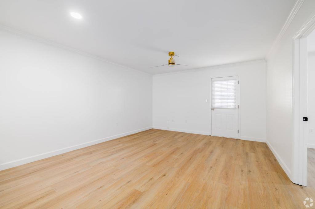 Apartment for rent at 310 Baytree Rd, Valdosta, GA 31602