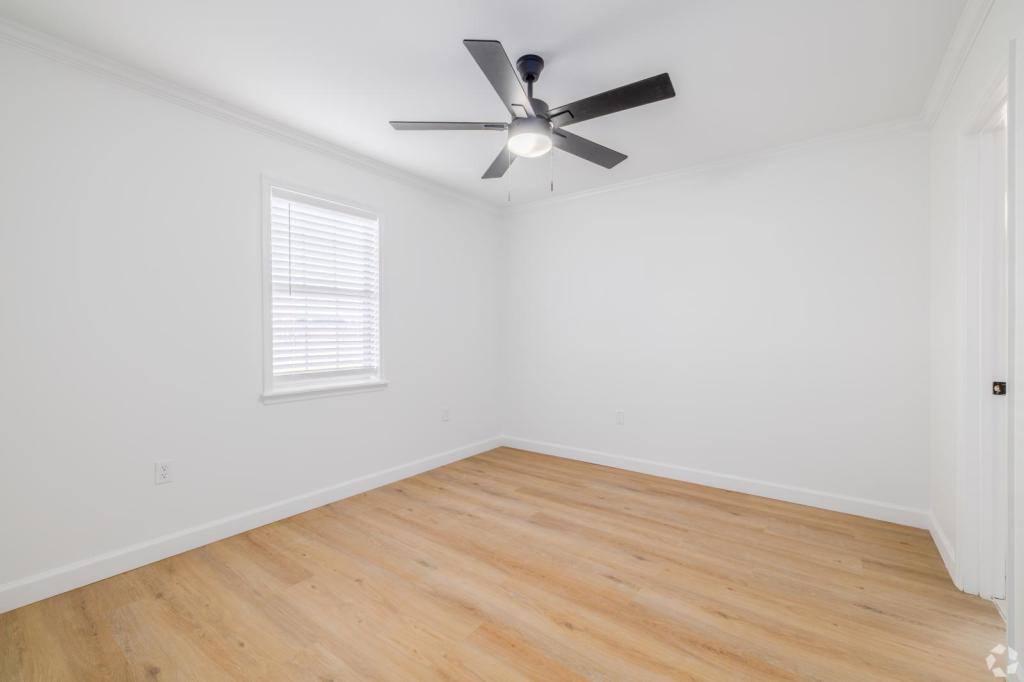 Apartment for rent at 310 Baytree Rd, Valdosta, GA 31602