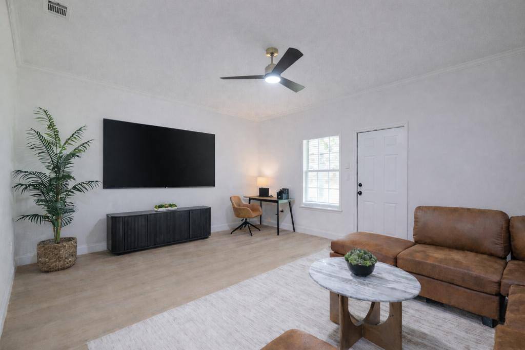 Townhouse for rent at 1412 Sustella Ave, Valdosta, GA 31601