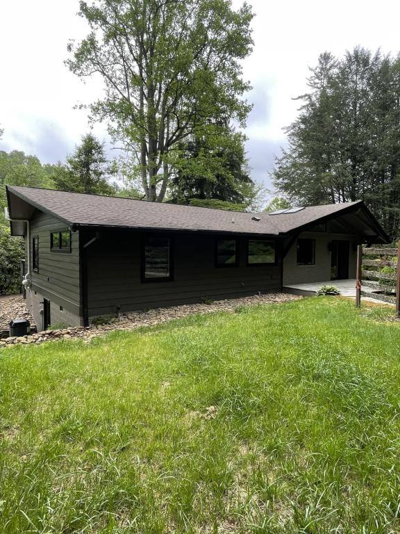 House for rent at 154 Greenwood Lane, Brevard, NC 28712