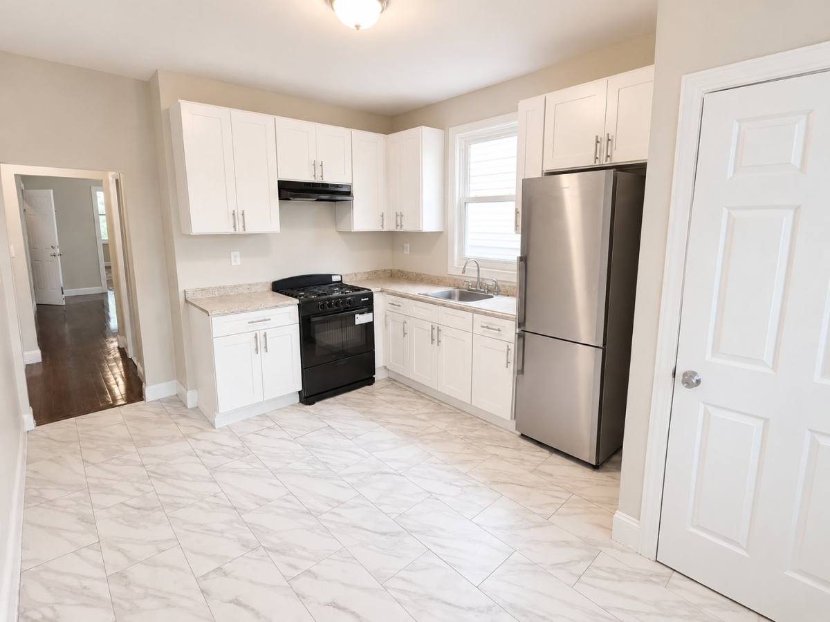 Apartment for rent at 203 N 15th St #3, East Orange, NJ 07017