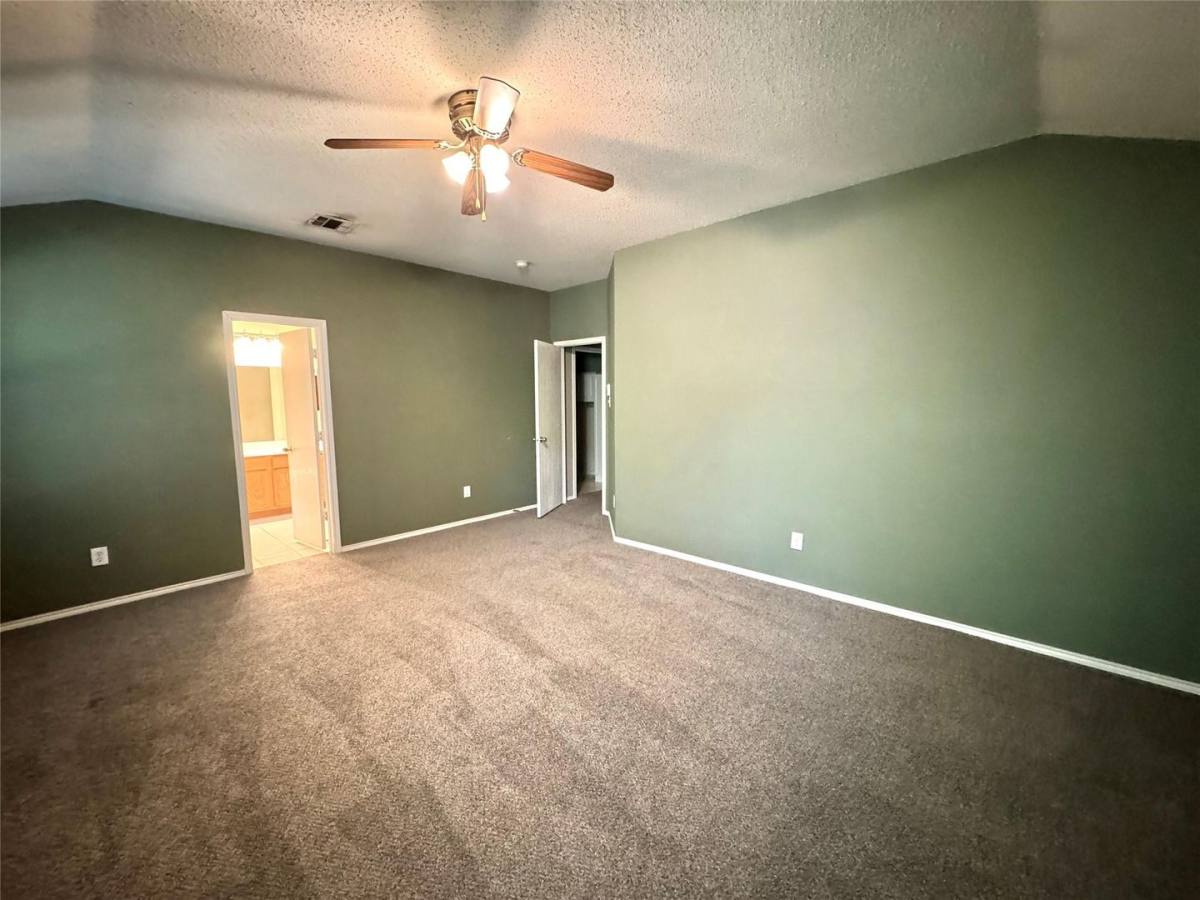 House for rent at 1012 Margaret Dr, McKinney, TX 75071
