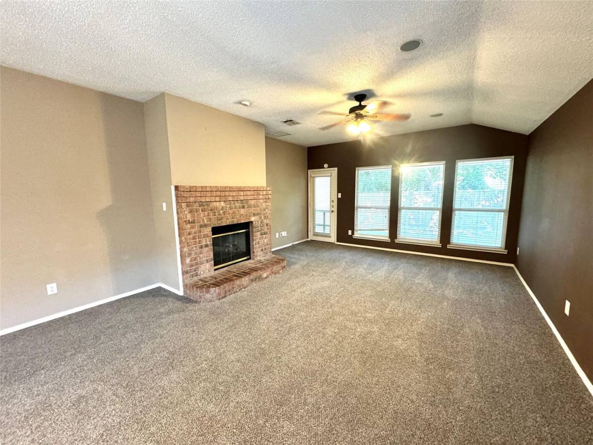 House for rent at 1012 Margaret Dr, McKinney, TX 75071
