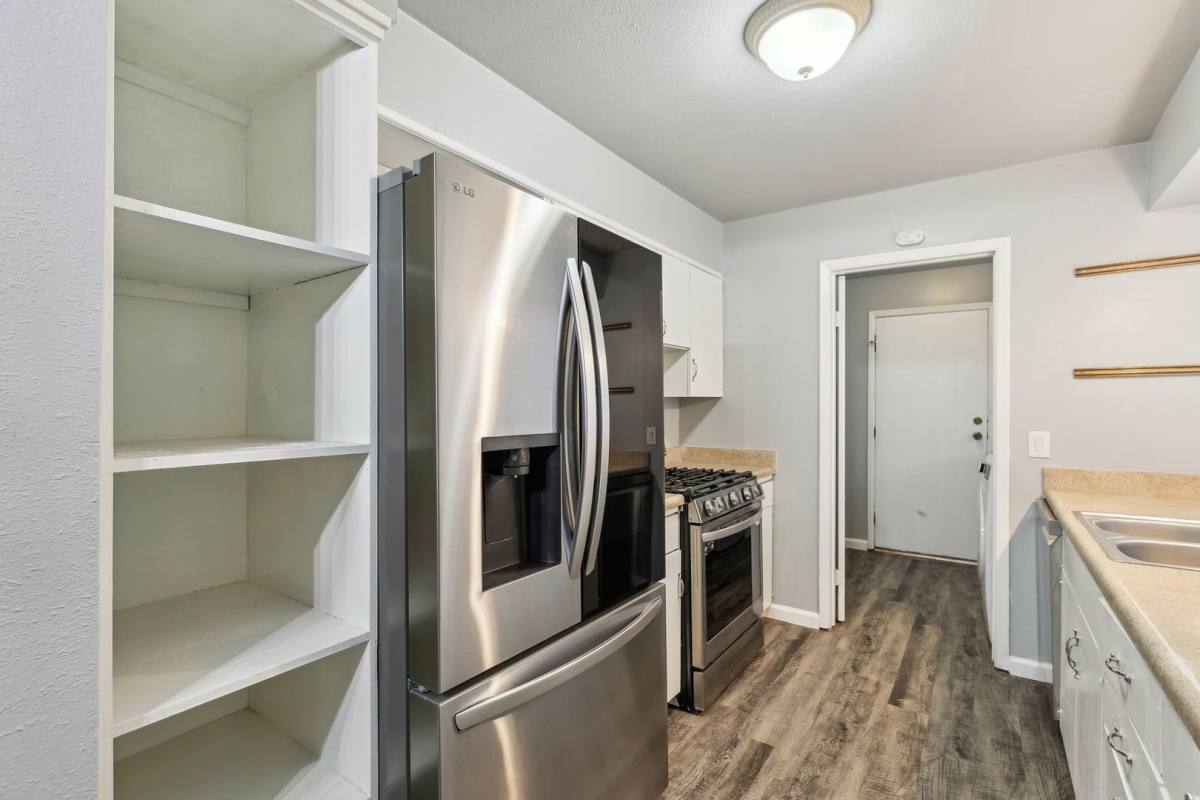 Apartment for rent at 2721 Indian Creek Blvd, Oklahoma City, OK 73120