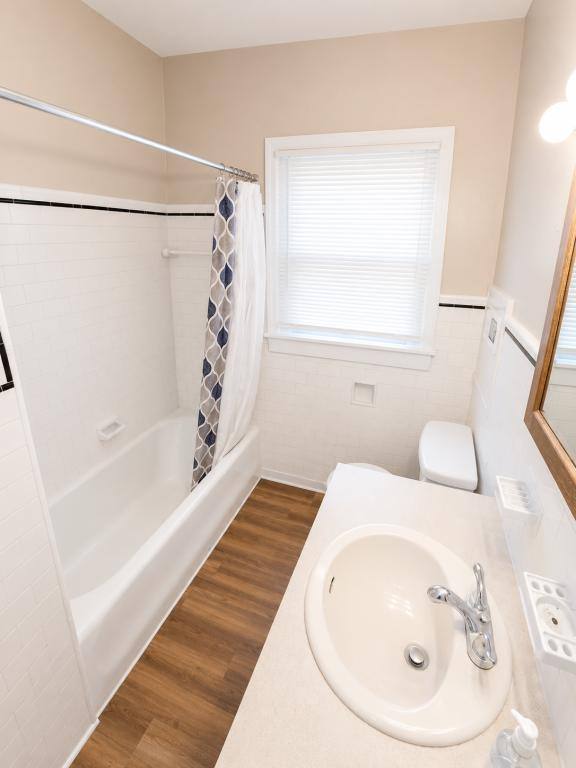 Apartment for rent at 60 Waldo St, Pontiac, MI 48341