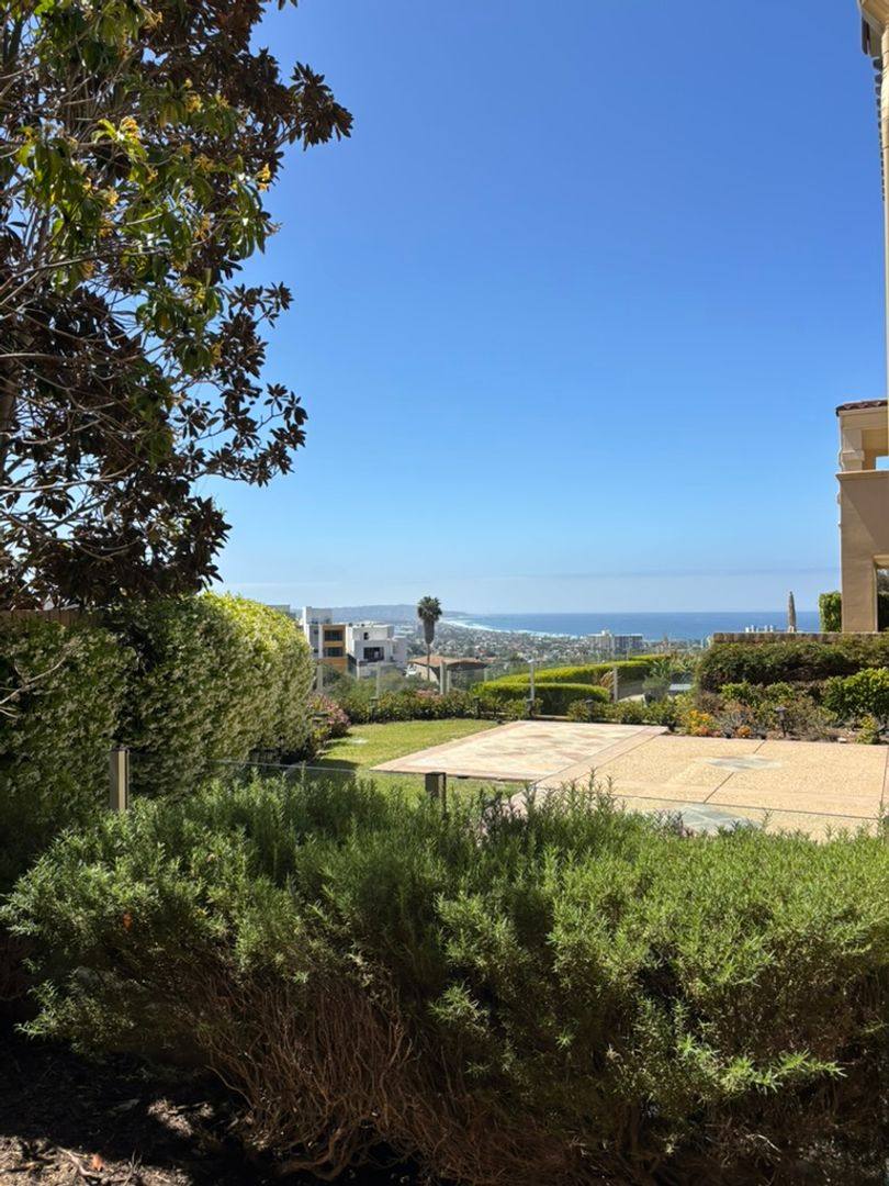 House for rent at 5437 Caminito Heraldo, La Jolla, CA 92037