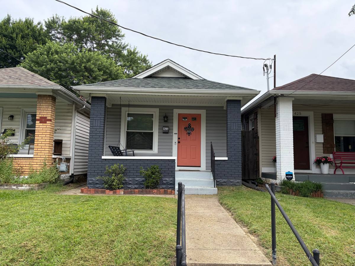House for rent at 423 E Brandeis Ave, Louisville, KY 40217