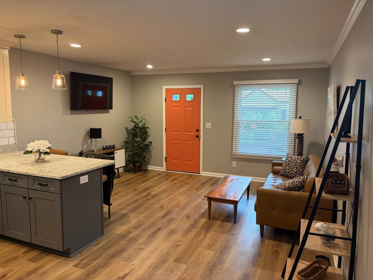 House for rent at 423 E Brandeis Ave, Louisville, KY 40217