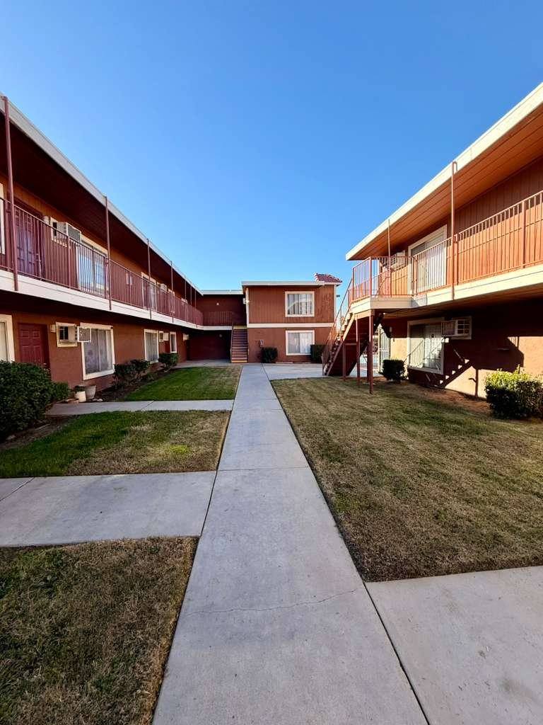 Apartment for rent at 38719 10th St E #2926, Palmdale, CA 93550