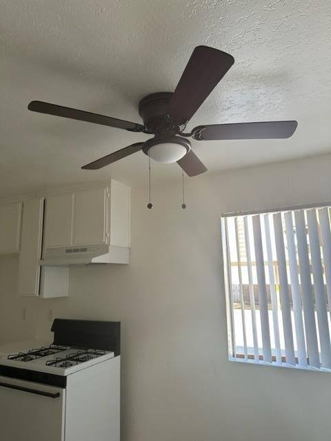 Apartment for rent at 38551 38561 11th St E #5101, Palmdale, CA 93550