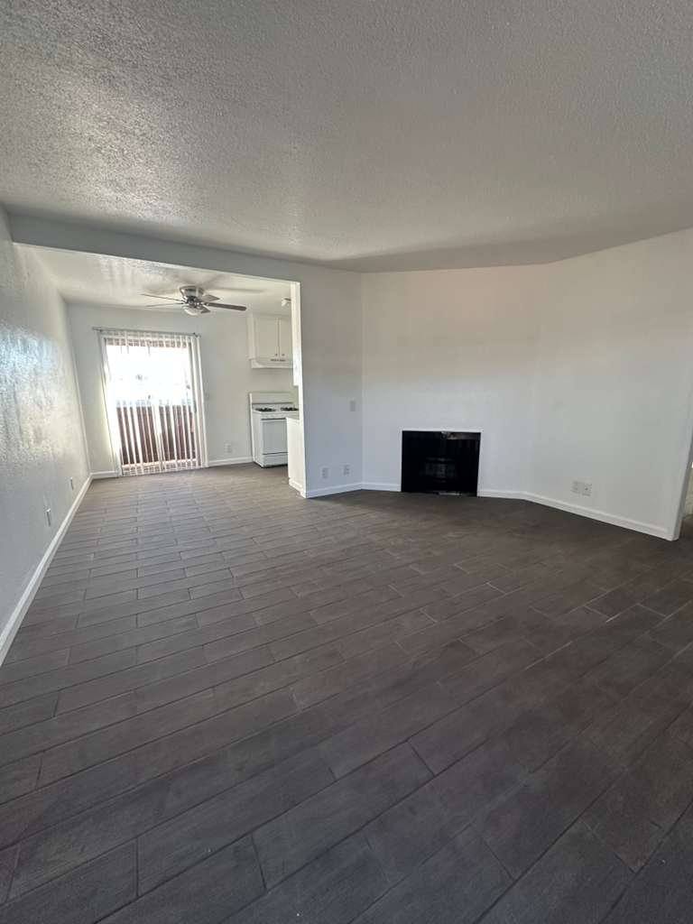 Apartment for rent at 38551 38561 11th St E #6102, Palmdale, CA 93550