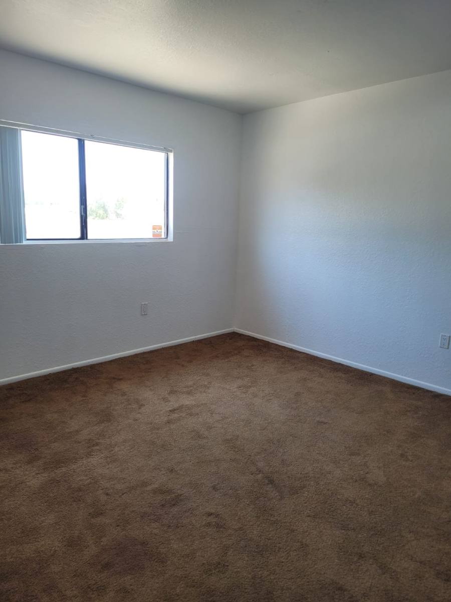 Apartment for rent at 38665 11th St E #20, Palmdale, CA 93550