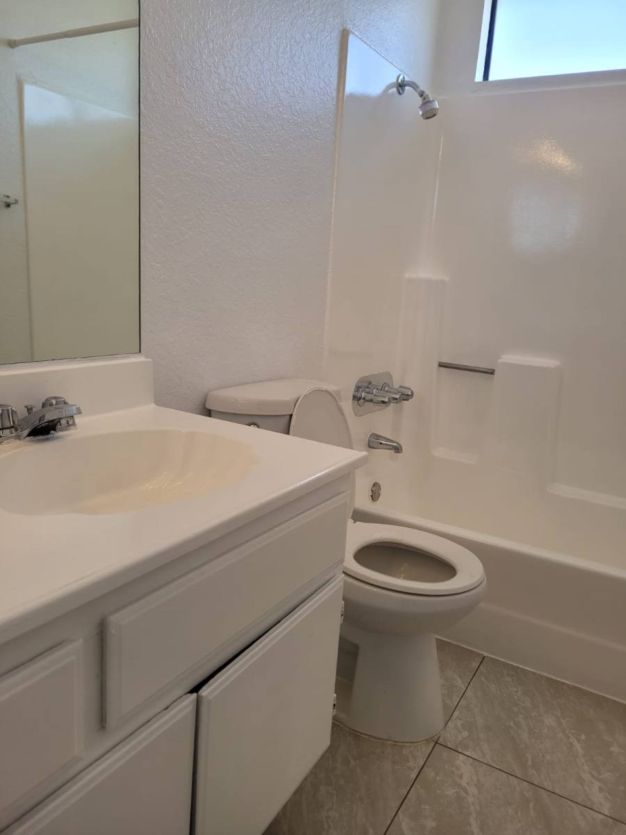 Apartment for rent at 38665 11th St E #20, Palmdale, CA 93550