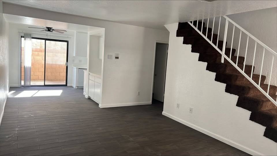 Apartment for rent at 38665 11th St E #20, Palmdale, CA 93550