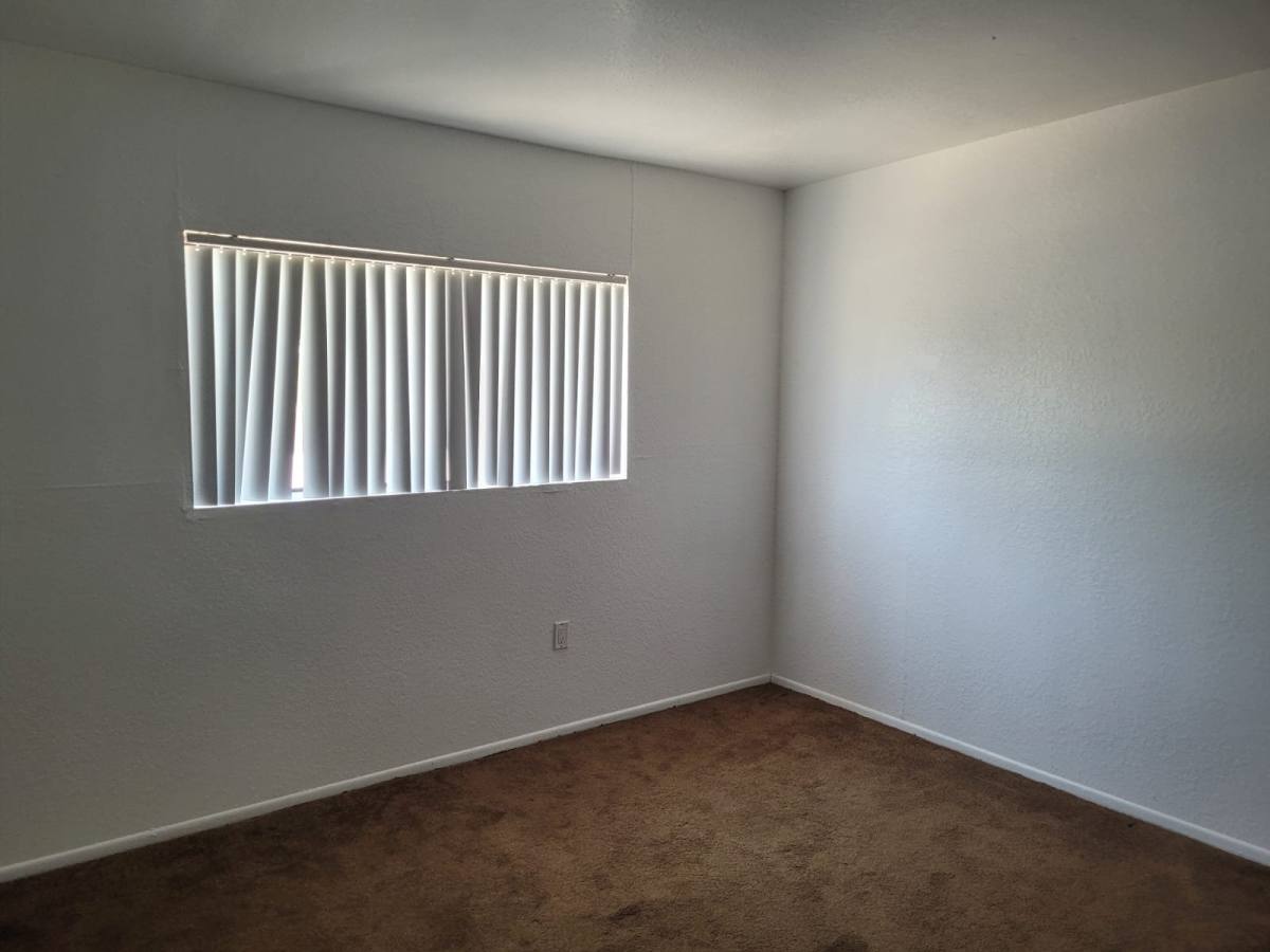 Apartment for rent at 38665 11th St E #20, Palmdale, CA 93550