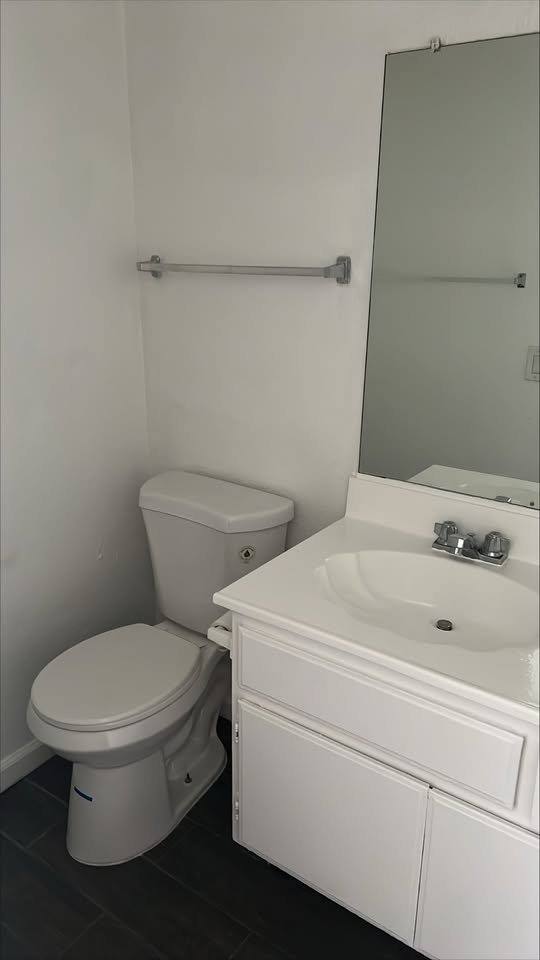 Apartment for rent at 38665 11th St E #31, Palmdale, CA 93550