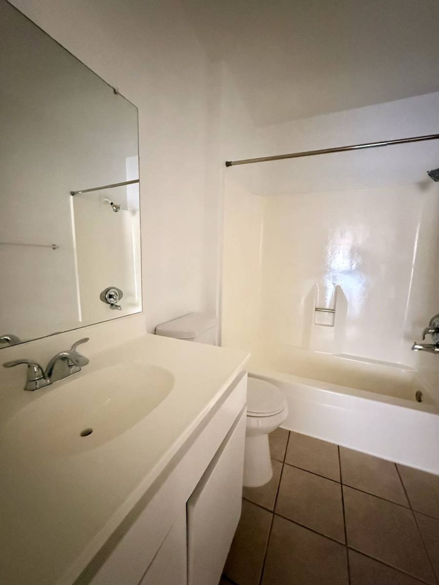 Apartment for rent at 316 E Ave Q-7 #2, Palmdale, CA 93550