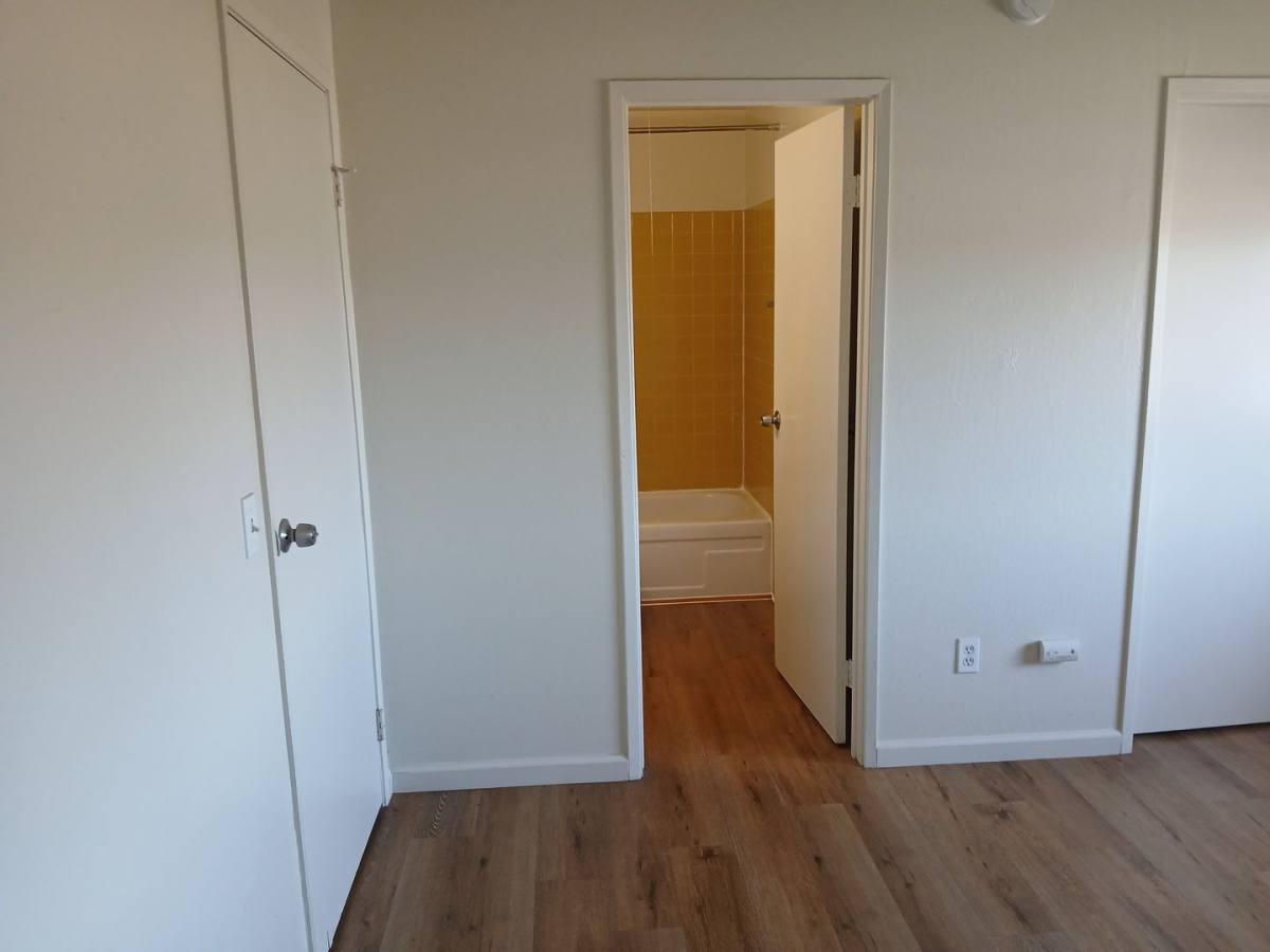 Apartment for rent at 2101 Santa Ana Dr, Fairfield, CA 94533
