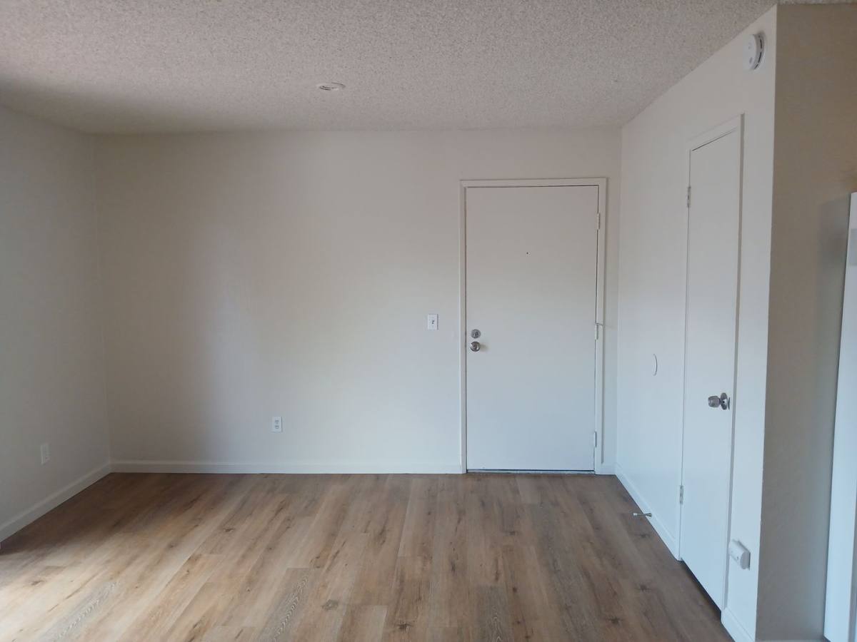 Apartment for rent at 2101 Santa Ana Dr, Fairfield, CA 94533