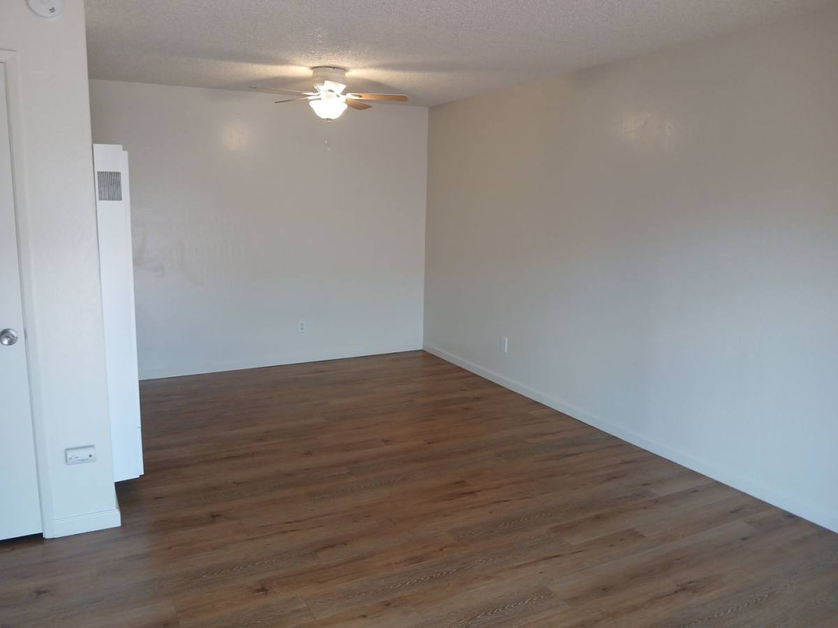 Apartment for rent at 2101 Santa Ana Dr, Fairfield, CA 94533