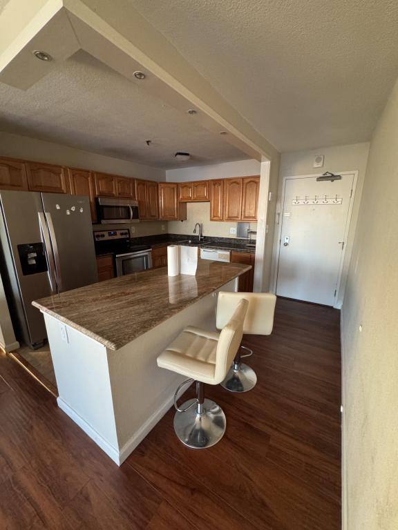 Condo for rent at 555 Pierce St #843, Albany, CA 94706