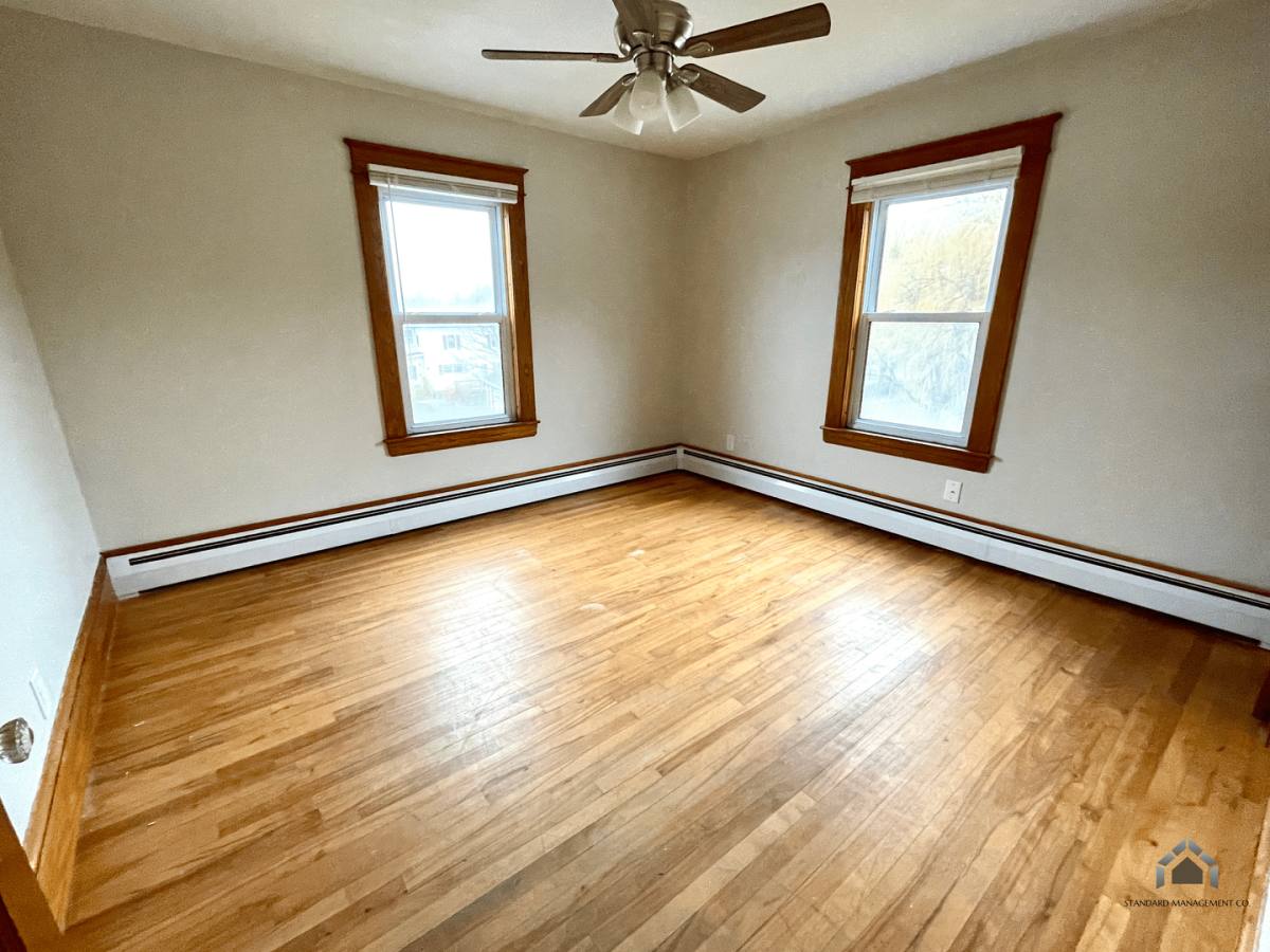 Apartment for rent at 208 Northern Ave, Augusta, ME 04330