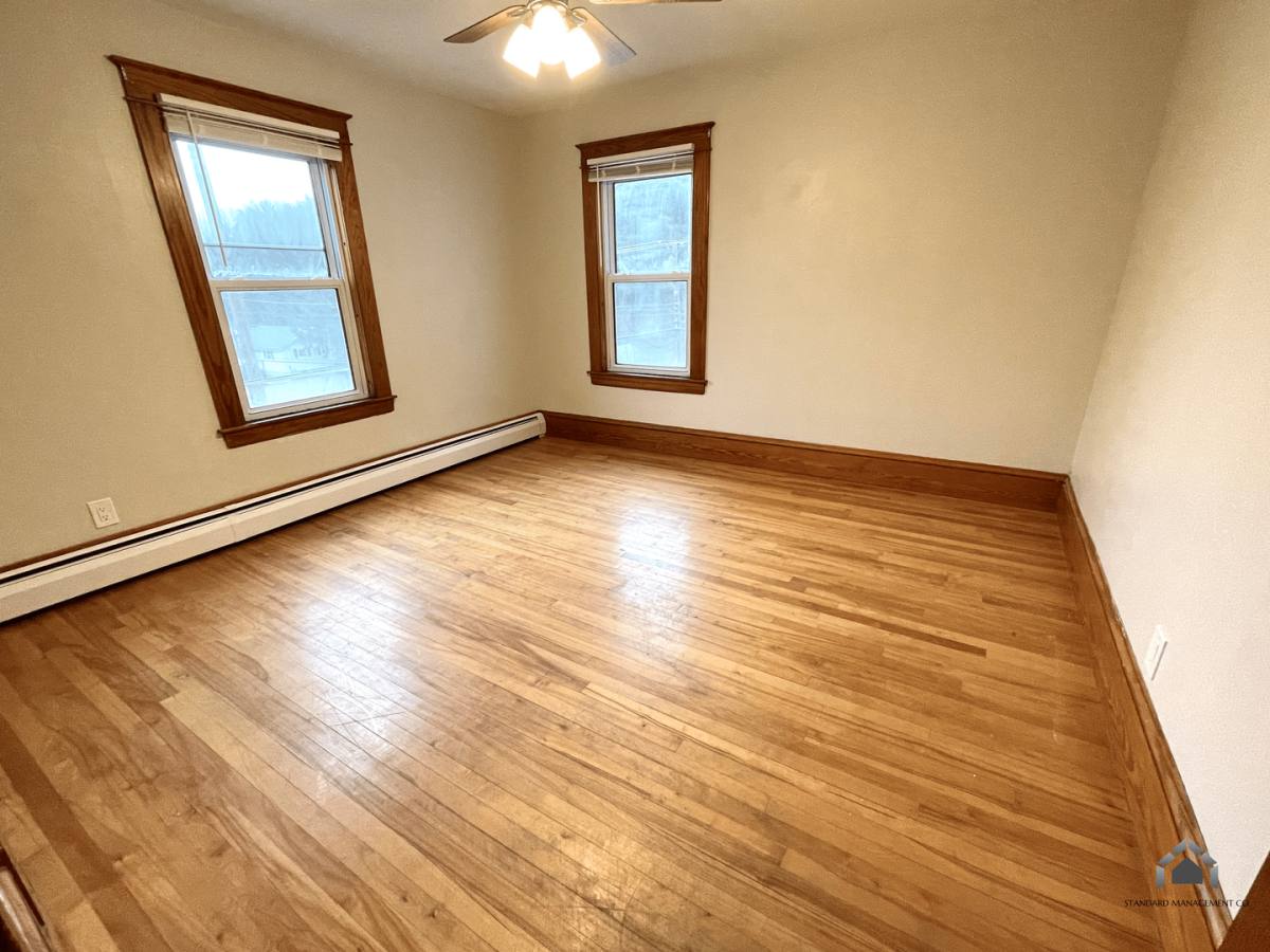 Apartment for rent at 208 Northern Ave, Augusta, ME 04330
