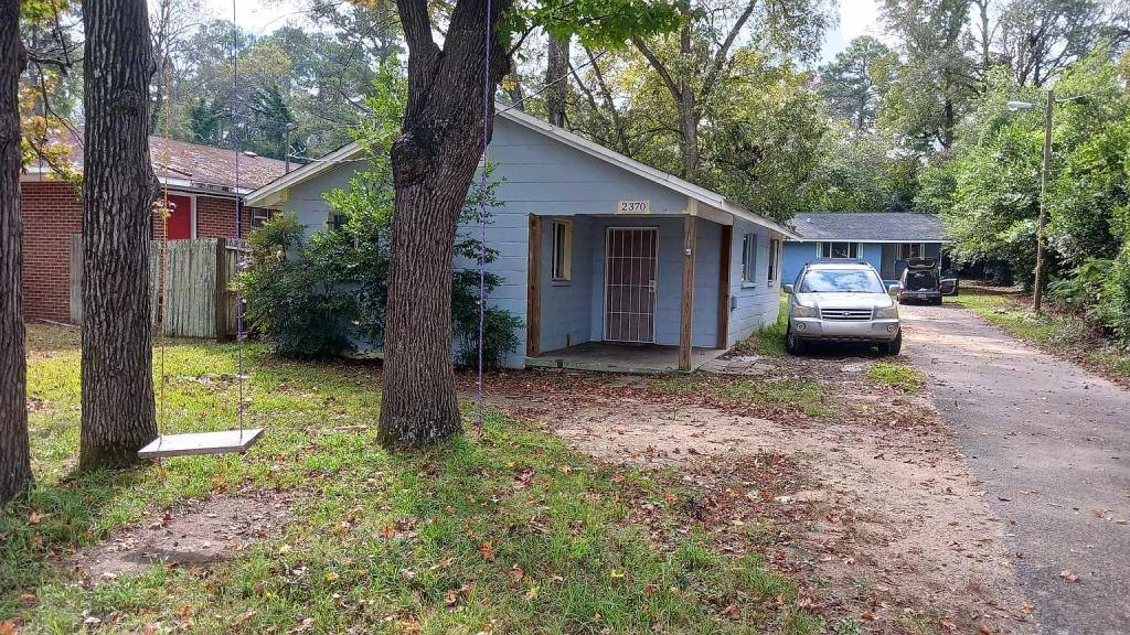 House for rent at 2370 Rogers Place, Macon, GA 31204