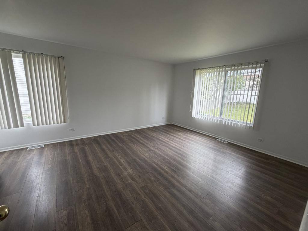 House for rent at 2354 Nantucket Lane, Elgin, IL 60123