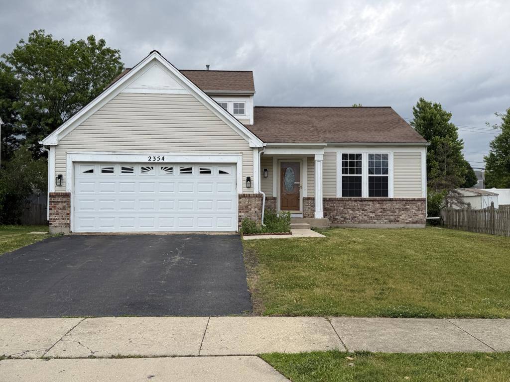 House for rent at 2354 Nantucket Lane, Elgin, IL 60123