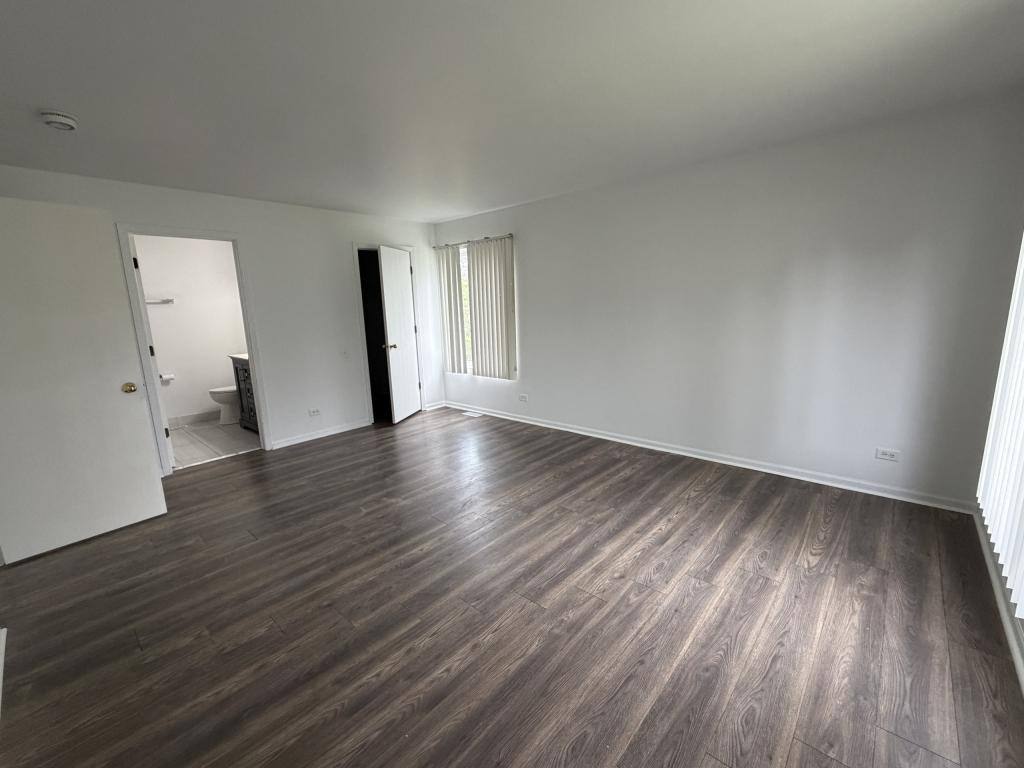 House for rent at 2354 Nantucket Lane, Elgin, IL 60123