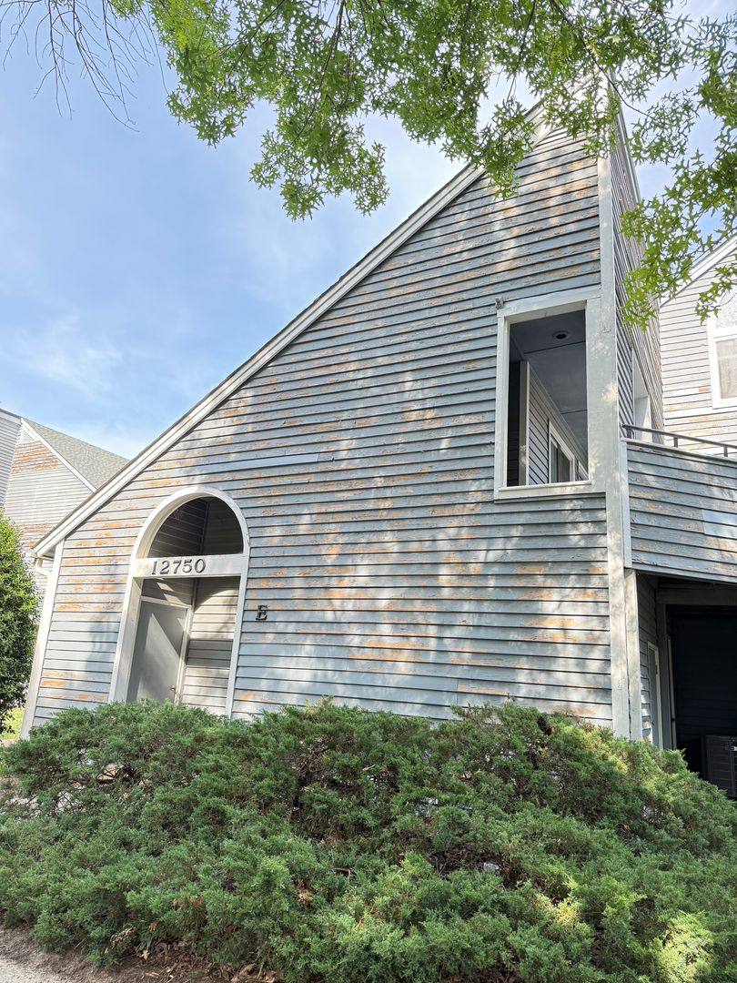 Condo for rent at 12750 St George, Newport News, VA 23602