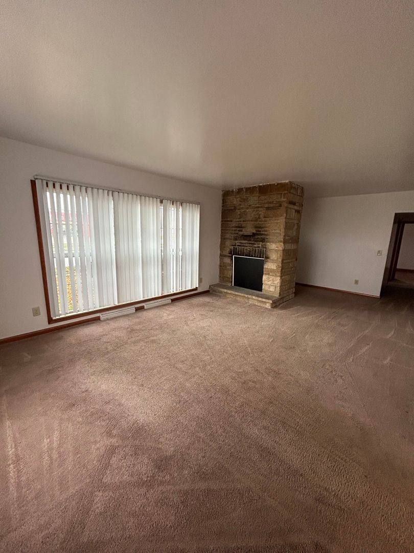 House for rent at 926 E Main St, Ashland, OH 44805