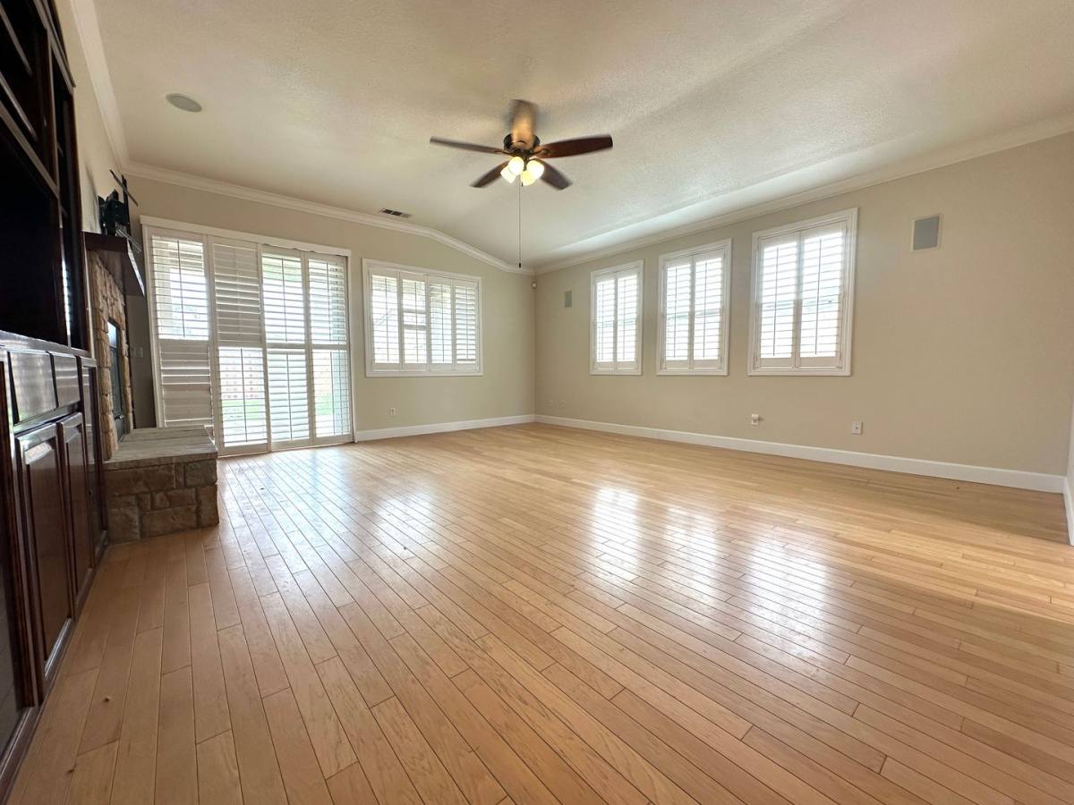 House for rent at 402 Albrecht St, Manteca, CA 95337
