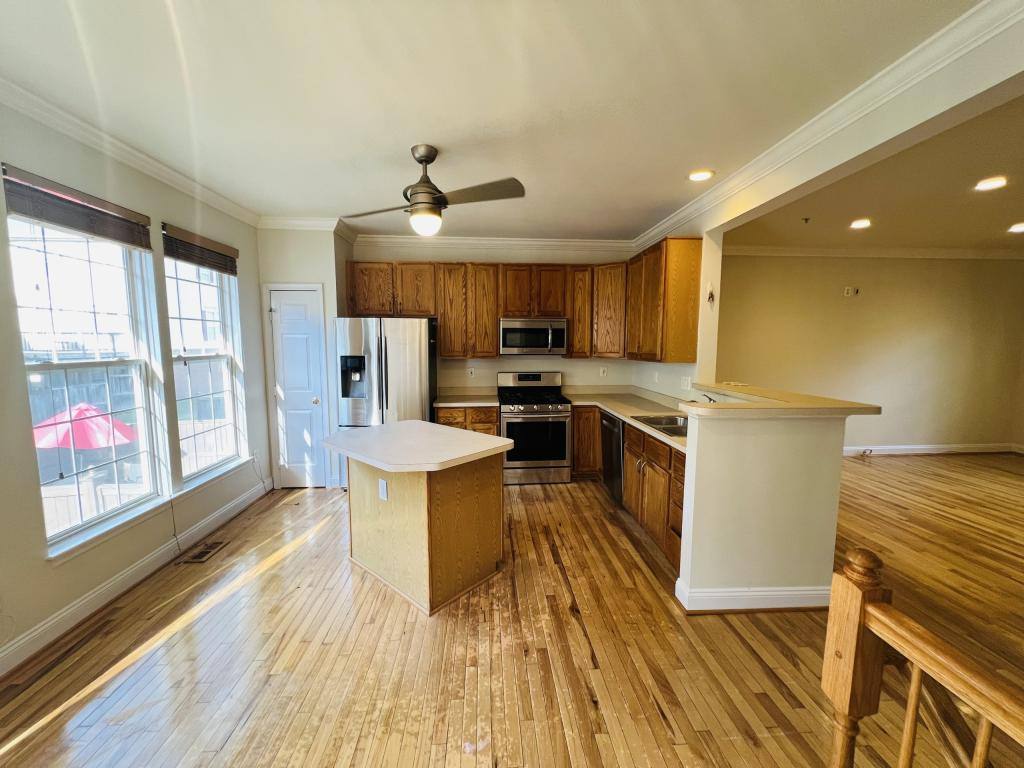 Townhouse for rent at 10016 Greenspire Way, Bowie, MD 20721