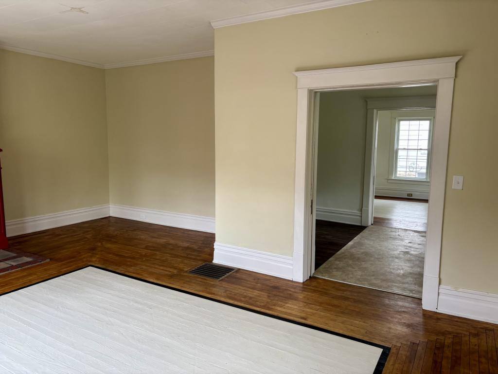 House for rent at 724 Beall Ave, Wooster, OH 44691