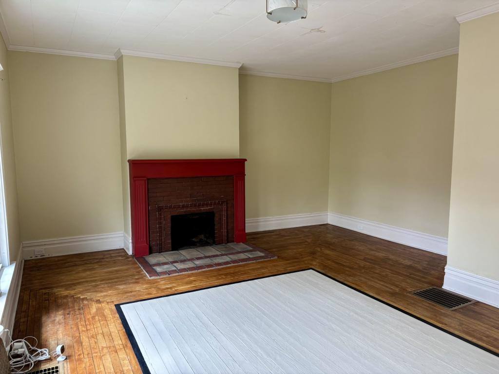House for rent at 724 Beall Ave, Wooster, OH 44691