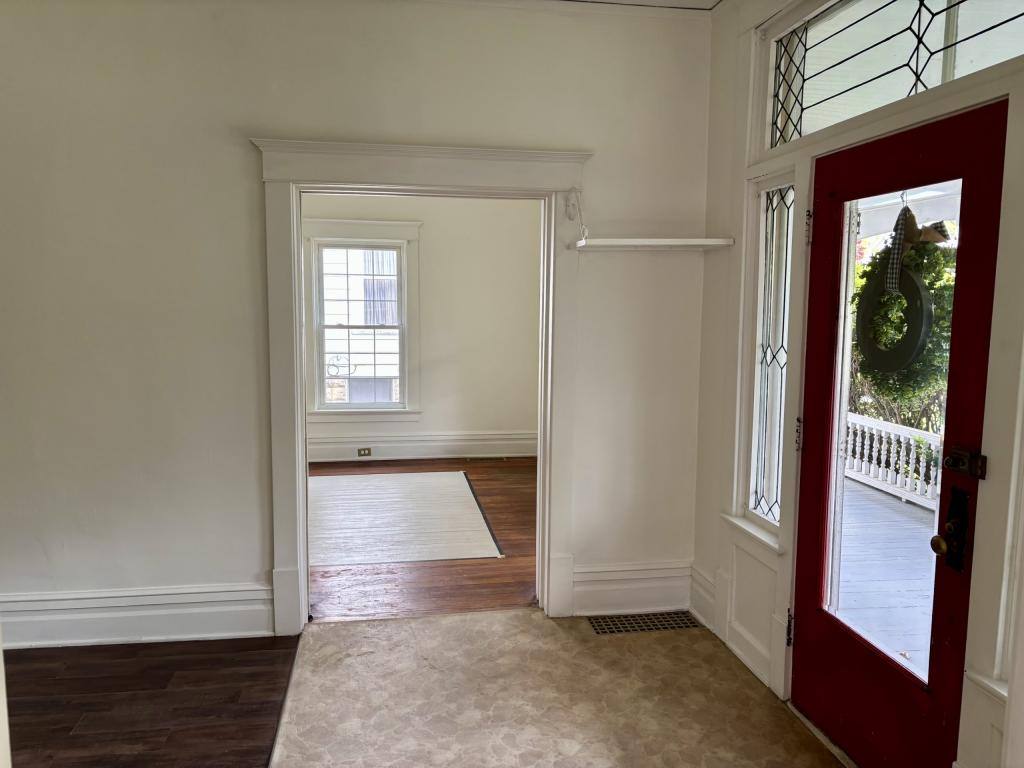 House for rent at 724 Beall Ave, Wooster, OH 44691
