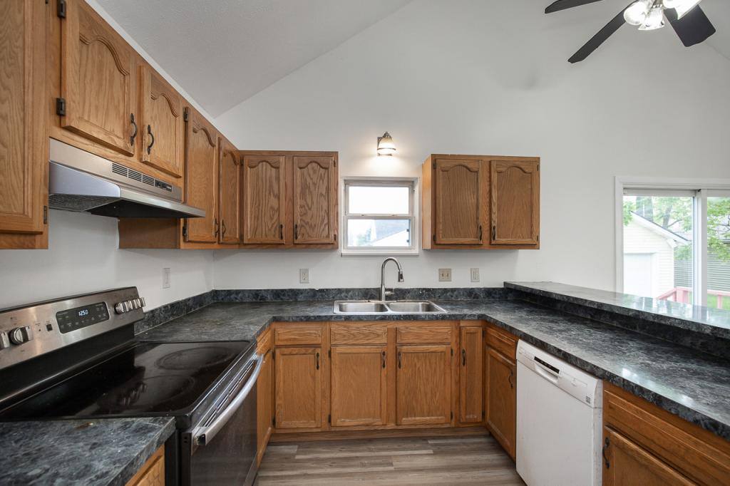 House for rent at 18619 Arrowhead Ave, Cleveland, OH 44119