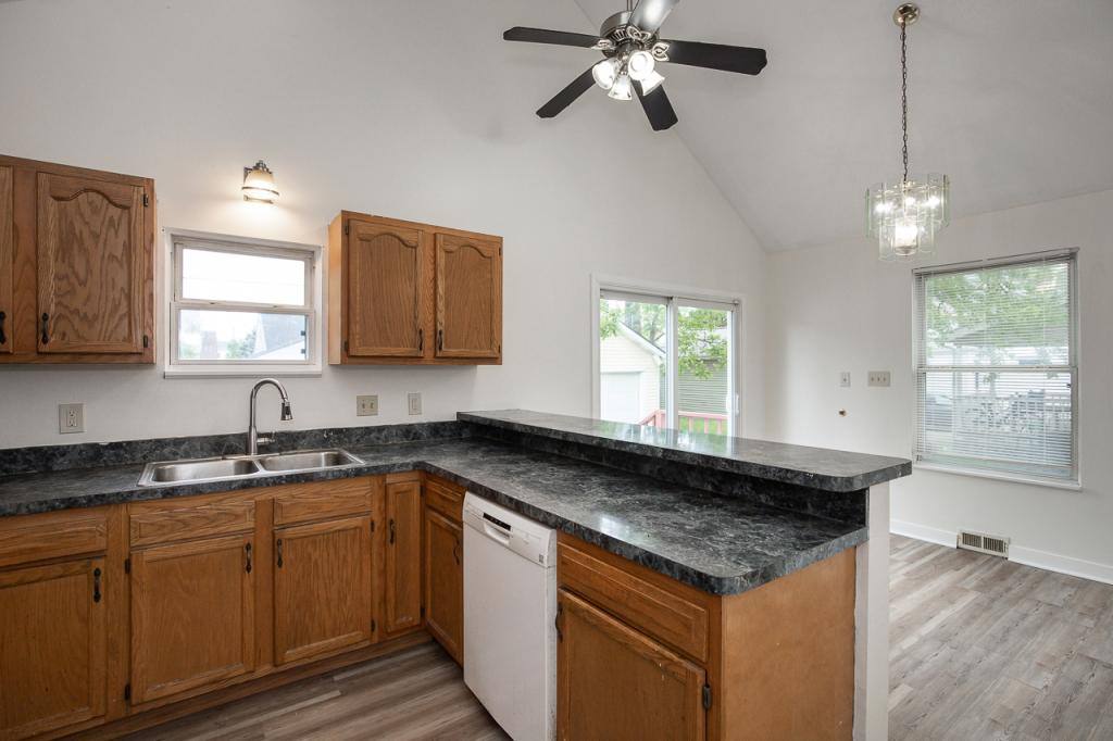 House for rent at 18619 Arrowhead Ave, Cleveland, OH 44119