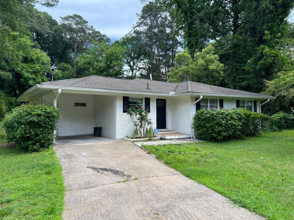 House for rent at 2756 Plantation Dr, Atlanta, GA 30344