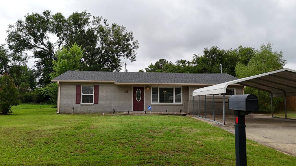 House for rent at 111 Warren St, Holdenville, OK 74848